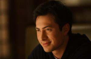 Hudson Williams no final de ‘Heated Rivalry’, aquela cena de sexo improvisada e a conversa de Shane com sua mãe: ‘That Ruined Me the Most’ Hudson Williams no final de 'Heated Rivalry', aquela cena de sexo improvisada e a conversa de Shane com sua mãe: 'That Ruined Me the Most'