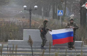 Imagens mostram tropas russas hasteando uma bandeira sobre Pokrovsk enquanto Moscou reivindica Imagens mostram tropas russas hasteando uma bandeira sobre Pokrovsk enquanto Moscou reivindica