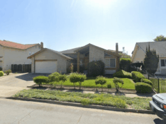 Imóveis no condado de Alameda: casa na Jacaranda Drive é vendida por US$ 2,7 milhões Rua Jacarandá, 260 - Google Street View