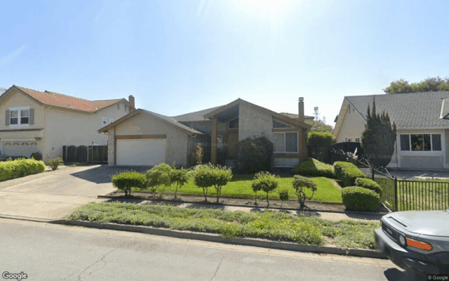 Rua Jacarandá, 260 - Google Street View