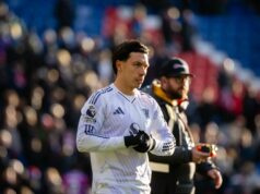 Imprensa argentina reage ao retorno do ‘guerreiro’ Lisandro Martinez ao Man Utd e envia aviso ameaçador Lisandro Martinez, do Manchester United, comemora a vitória durante a partida da Premier League entre Crystal Palace e Manchester United em Selhurst Park em 30 de novembro de 2025