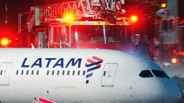 Incêndio em aeroporto no Brasil causa evacuação e fumaça engole Latam Airlines demite Main Getty