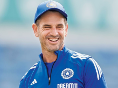 `Índia desesperada para vencer a série após teste ruim`: Ten Doeschate `Índia desesperada para vencer a série após teste ruim`: Ten Doeschate