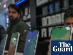 Índia revoga ordem para pré-carregar smartphones com aplicativo de segurança estatal Índia revoga ordem para pré-carregar smartphones com aplicativo de segurança estatal