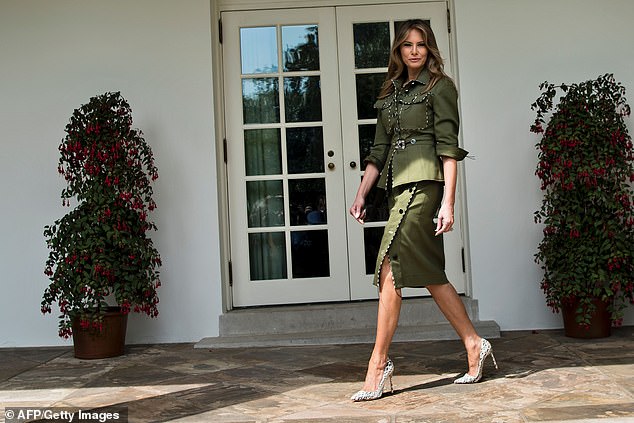 Inescrutável. Imaculado. Imutável: não me canso de Melania, a verdadeira Como parte de um acordo de £ 30 milhões com a Amazon MGM, ‘Melania’ estreará nos cinemas dos EUA – cinemas! – no próximo mês e promete revelar exatamente o que é preciso para ser a primeira-dama da América