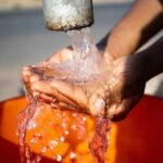 Inundações em Aceh Tamiang: água potável, remédios gratuitos e ajuda escolar corrente