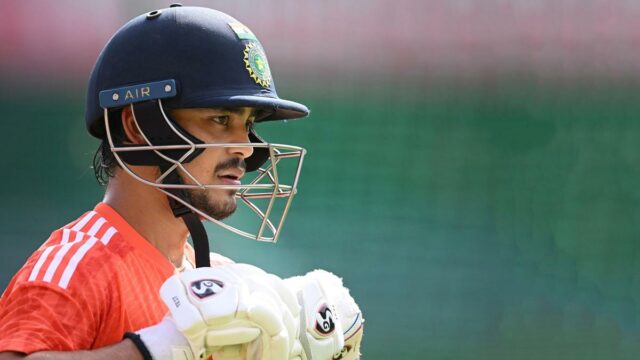 Ishan Kishan acertou cem bolas de 33 para Jharkhand x Karnataka no Troféu Vijay Hazare
