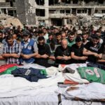 A partir da esquerda: jornalista da Al Jazeera morto por Israel anteriormente. Anas al-Sharif, Mohammed Noufal, Ibrahim Zaher e Mohammed Qreiqeh (Al Jazeera)