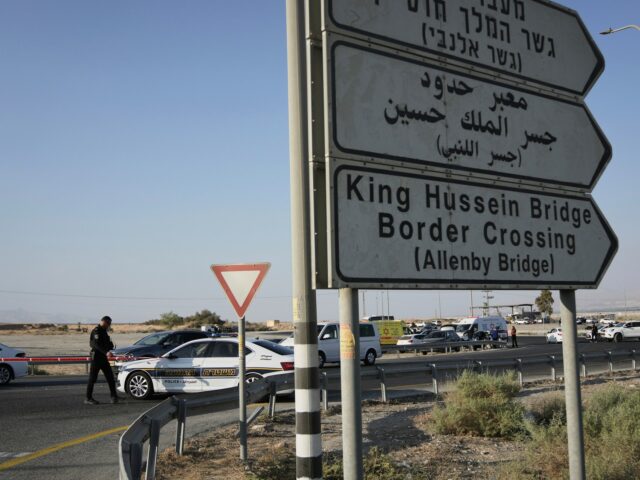 Israel nega entrada a parlamentares canadenses que tentam chegar à Israel nega entrada a parlamentares canadenses que tentam chegar à Cisjordânia ocupada