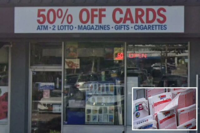 Vitrine com uma placa de publicidade 