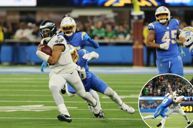 Jalen Hurts ‘não poderia ter jogado pior’ – e há Jalen Hurts correndo com a bola de futebol durante a prorrogação de um jogo da NFL contra o Los Angeles Chargers.