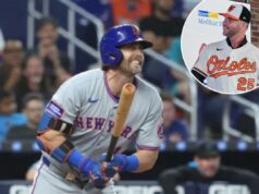 Jeff McNeil surpreso com a saída de Pete Alonso do Mets – e saiu se perguntando sobre o que aconteceria se Nova York O primeiro base do Orioles, Pete Alonso (25), aperta a mão do presidente de operações de beisebol da Orioles, Mike Elias, enquanto o proprietário do Orioles, David Rubenstein, à esquerda, e o agente esportivo Scott Boras, à direita, observam durante uma coletiva de imprensa de beisebol, sexta-feira, 12 de dezembro de 2025.