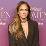 Todas as vezes que Jennifer Lopez interpretou a noiva na tela ao longo dos anos