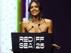 Jessica Alba relembra cena ‘humilhante’ de nudez do ‘Quarteto Fantástico’ e fala sobre nova ‘comédia dramática de assalto à família’ com Robert Rodríguez Jessica Alba relembra cena 'humilhante' de nudez do 'Quarteto Fantástico' e fala sobre nova 'comédia dramática de assalto à família' com Robert Rodríguez