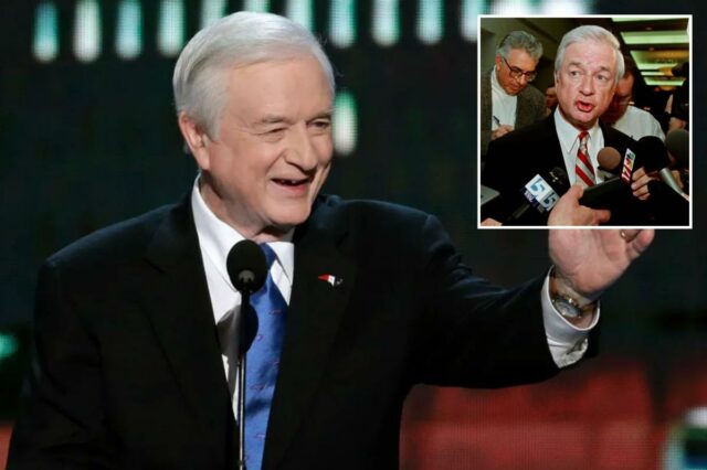 Jim Hunt, governador de quatro mandatos da Carolina do Norte Jim Hunt, governador de quatro mandatos da Carolina do Norte e líder na reforma educacional, morto aos 88 anos