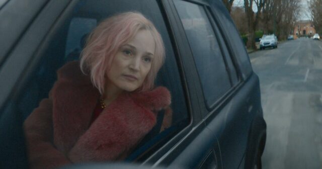 Jim Jarmusch retorna com humor melancólico com 'Father Mother Sister Brother'
