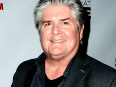 Jim Ward, dublador veterano conhecido por ‘Fairly OddParents’ e papéis em videogames, morre aos 66 anos Jim Ward, dublador veterano conhecido por 'Fairly OddParents' e papéis em videogames, morre aos 66 anos