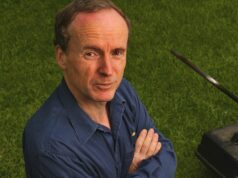 Jim transformou US$ 24 e um cortador de grama em um negócio de bilhões de dólares Jim transformou US$ 24 e um cortador de grama em um negócio de bilhões de dólares