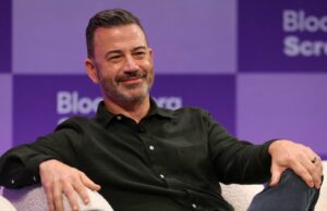 Jimmy Kimmel transmitirá mensagem de Natal “profundamente pessoal”: “Do ponto de vista do fascismo, este foi um ano muito bom” Jimmy Kimmel (Getty Images)