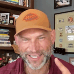 121625_joe_thomas_browns_uno_kal