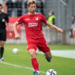 Jogador de futebol alemão morre aos 34 anos e cai 70 metros em acidente de esqui