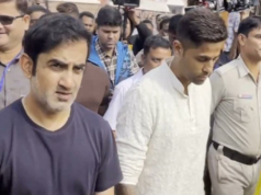 Jogadores de críquete da equipe da Índia e treinador principal visitam o Templo Shri Jagannath em Odisha Jogadores de críquete da equipe da Índia e treinador principal visitam o Templo Shri Jagannath em Odisha