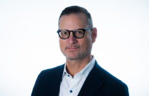 John Halley, presidente de vendas de publicidade da Paramount, sairá (EXCLUSIVO) John Halley, presidente de vendas de publicidade da Paramount, sairá (EXCLUSIVO)