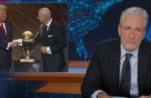 Jon Stewart critica Trump por aceitar o prêmio da paz ‘inteiramente fictício’ enquanto aumenta as tensões com a Venezuela: ‘Esse prêmio sem sentido não significou nada para você?’ Jon Stewart critica Trump por aceitar o prêmio da paz 'inteiramente fictício' enquanto aumenta as tensões com a Venezuela: 'Esse prêmio sem sentido não significou nada para você?'