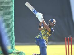 Karnataka completa a segunda maior perseguição no críquete da Lista A contra Jharkhand Karnataka completa a segunda maior perseguição no críquete da Lista A contra Jharkhand