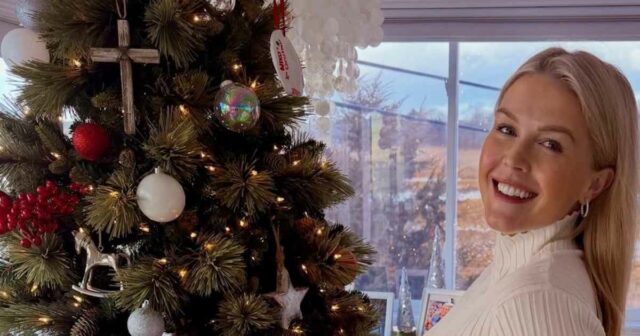 GettyImages-2211283174 Karoline Leavitt 28 grávida esperando bebê nº 2 com marido 60 nicholas riccio