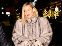 Kate Hudson acaba de provar que botas de neve podem parecer absolutamente chiques – compre o par exato Botas com estampa animal Kate Hudson