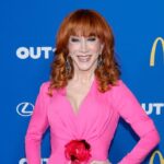 Kathy Griffin diz que foi temporariamente banida de vista por causa de Barbara Walters