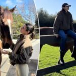 Kendall Jenner dá uma rara visão do rancho Montecito de US $ 23 milhões enquanto decora para o Natal