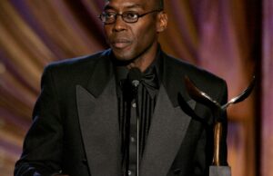 Kevin Arkadie, co-criador de ‘New York Undercover’, morre aos 68 anos Kevin Arkadie, co-criador de 'New York Undercover', morre aos 68 anos