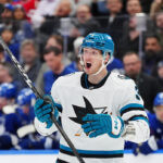 Klingberg marca na prorrogação enquanto Sharks completa uma recuperação inacreditável
