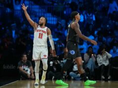 Knicks avançam para a final da Copa da NBA depois de derrotar o Magic atrás da joia de 40 pontos de Jalen Brunson O guarda do Orlando Magic, Desmond Bane (3), arremessa enquanto o central do New York Knicks, Karl-Anthony Towns (32), defende durante o quarto período na T-Mobile Arena.