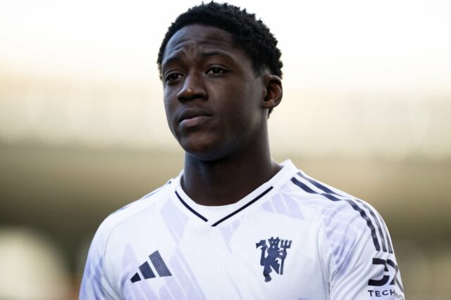 Kobbie Mainoo deve estar ainda mais em pânico depois de Kobbie Mainoo jogando pelo Manchester United