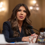 Desenho animado de Clay Bennett