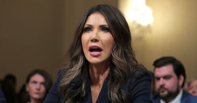 Kristi Noem suspende loteria de vistos de diversidade depois que Kristi Noem suspende loteria de vistos de diversidade depois que Brown U. Shooter é identificado como migrante