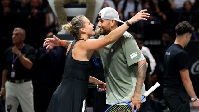 Kyrgios vence Sabalenka no confronto da 'Batalha dos Sexos'
