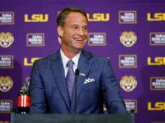 LSU, Lane Kiffin Poaching Membro-chave da equipe restante de Ole Miss LSU head coach Lane Kiffin
