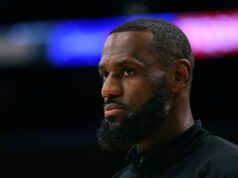 Lakers toma decisão importante sobre LeBron James contra Suns Los Angeles Lakers forward LeBron James