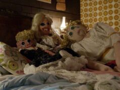 Lançamento de cinefobia prende direitos norte-americanos à foto macabra ‘The Dollmaker’ (EXCLUSIVO) Lançamento de cinefobia prende direitos norte-americanos à foto macabra 'The Dollmaker' (EXCLUSIVO)