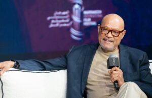 Laurence Fishburne tem lembranças dolorosas de ‘Matrix’: ‘Eu estava com dor o tempo todo’ Laurence Fishburne tem lembranças dolorosas de 'Matrix': 'Eu estava com dor o tempo todo'