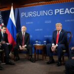 Lavrov alerta a Europa sobre retaliação enquanto Zelenskyy abre negociações de reconstrução com autoridades de Trump