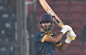 Leilão IPL 2026: Quem é Salil Arora? Batedor de Punjab que acertou uma bola de 39 100 e entrou com Rs. Preço base de 30 lakh Leilão IPL 2026: Quem é Salil Arora? Batedor de Punjab que acertou uma bola de 39 100 e entrou com Rs. Preço base de 30 lakh