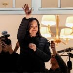 Líder da oposição venezuelana Machado reaparece na Noruega depois de meses escondido