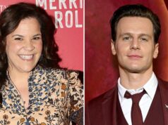 Lindsay Mendez esclarece Jonathan Groff cuspindo no palco após clipe viral BFA_52574_7609891.jpg Lindsay Mendez esclarece o quanto Jonathan Groff realmente cospe no palco após o clipe viral