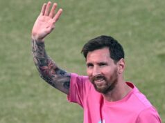 Lionel Messi aparece em Delhi enquanto jogador de futebol termina turnê pela Índia Lionel Messi em ação.