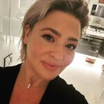 Lisa Armtrong (foto) se separou do apresentador de TV Ant, 47, em 2018, após um casamento de 12 anos, e agora ele está casado novamente com Anne-Marie Corbett